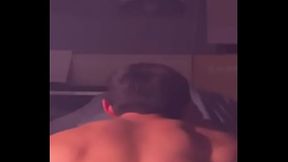 Atraganto a mi cu&ntilde_ado curioso con mi polla depsues d eunos tragos