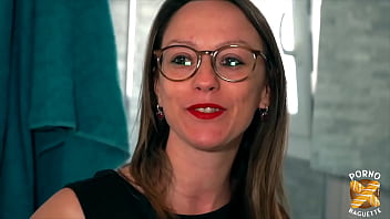 Laeti, sulfureuse milf, toujours aussi gourmande de bites