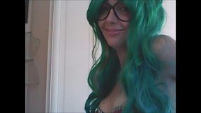 appearance can be deceiving. this secretary with an angelic face makes big booms with her splendid mouth
