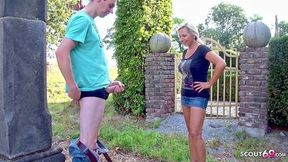 Bi-Jenny gets dripped on by a huge load