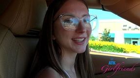 A quick spin and cruise with Macy Meadows back to the room for some fun (Footfetish)