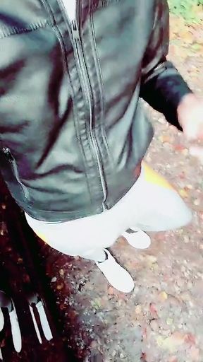 Slutboyben Cam4 Sexy Cruising Chick at Schwerin B321 Parking