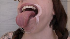 glasses & gape: 11-min dental speculum-stretched drool session