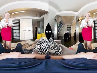 Virtual Reality Stepmom