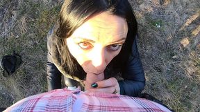 public risk in tight leather – cameltoe, blowjob & cum on my downjacket twice 😈🌲235