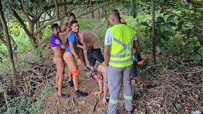 I OFFERED MY ASS TO 9 MEN ON PUBLIC SEX TRAILS