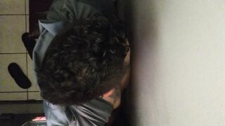 I get enjoy getting my man-meat fellated thru gloryhole