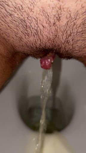 Morning collection of yellow pee! Check out my pads and panties!   Clip 2