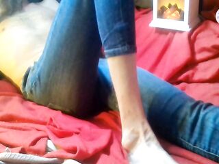 Slim MeMySelfAndMyOwn in slim jeans, lewd butt play anal groaning cumming bang my butplug.