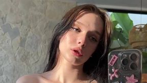 Community Member @AliceMul @Showing Boobs and #Brunette #Natural Big Tits #18+ Teen sexy gratis hardcore | Tik.Porn