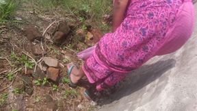 Big boobs Priyanka Tamil aunty cleaning the garden