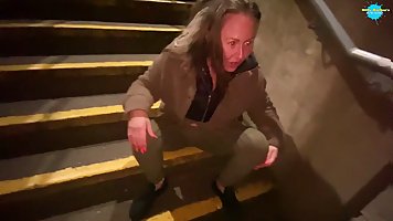 Amateur homeless cougar sucks dick on the street