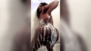 Sexii Ebony Queer Stud in the bathroom, waiting for you.