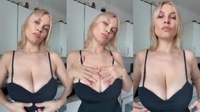 Social Media Creator @Samarababy @Boob Grab & #Nude #Natural Big Tits #Blonde porn video porno | Tik.Porn