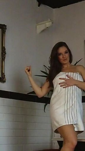 Cate Harrington Bath Behind the Scenes Video