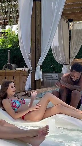 Mrflourish Podcast - Pool Talk Featuring Leana Lovings, Serena Hill and Phantom Strokes