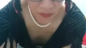 Joselynnes college skirt debut - first 4 tracks