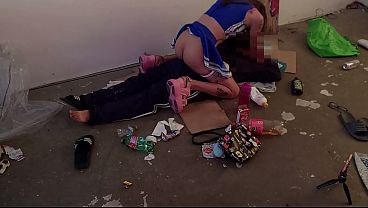 Follando en la calle