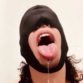 #1 Deepthroat Training - Fingering my throat