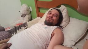 novinho flakael vlogs afirma para a bia cavala quem e o brocha e amiga filma mostrando que e verdade