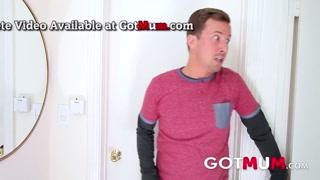 Got Mum - Lauren Phillips is a Big Ass Big Tits Seducing Step-Mom