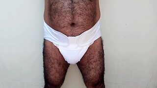 Reusable white diaper: how to use