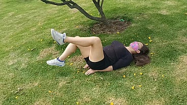 Haciendo Ejercicio Sin Ropa Interior Con Un Agujero En El Short