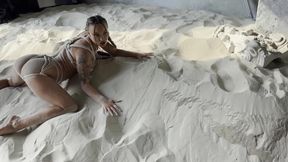 Monika Fox Shibari in Sand