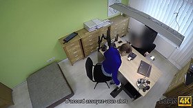 Loan4k. mischell à gros seins a vraiment besoin d'un prêt