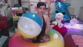 Playing, rubbing and cig popping my ex girlfriend's 24" beachball (1920x1080x30fps)