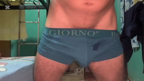 Come with me, stepfather, while I masturbate alone. Look at me better - Jovenpoder