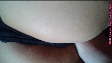 Fummeln an der Geilen MILF