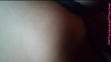 Fummeln an der Geilen MILF