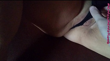 Fummeln an der Geilen MILF