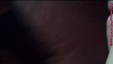 Fummeln an der Geilen MILF
