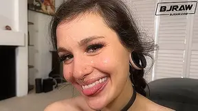 BJRAW Luna Lovely has a lovely throat