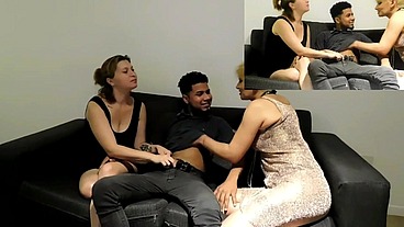 DOS MILF REPUTAS DIVIRTIENDOSE CON UN MUCHACHO