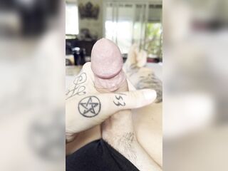 Bobbii Rose - Sexy Trans Gal Plays w/ Pulsating Shlong & Cums!