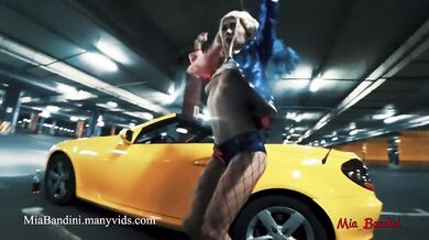 Public blowjob on Halloween with Mia Bandini in short shorts