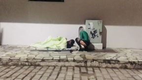 morador de rua metendo no cuzinho da safada no meio da rua bonus bastidores