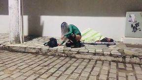morador de rua metendo no cuzinho da safada no meio da rua bonus bastidores