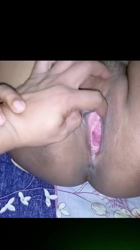 Deshi Village Vabiko Bra panti gift korke cudai kiya..   Clip 1