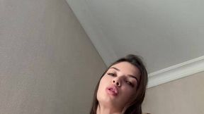 Video posted by @naomiblaire @Oil and #Brunette #Small Tits #Solo #Naked tube sexy porn | Tik.Porn