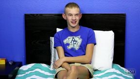 Trey Ryan Sharing And Showing Horny Session Using His Toy