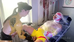 Berlin medical students explore BDSM and electrosex