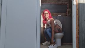 DIRTY PUBLIC TOILET EMERGENCY – Jeans Girl Desperately Searching For Relief