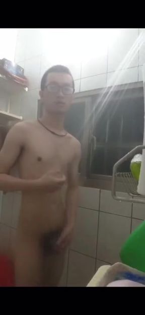 Glasses Fellow Masturbate in the Shower