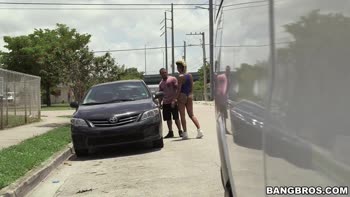 Bella Bellz Takes Miami Streets by Storm