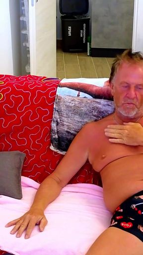 Latest Live Sex Show on Stripchat, Gigi and Dave, Shemale and Man Couple, POV, Behind the Scene, Webcam Sex, 2025-05-26 Ep3