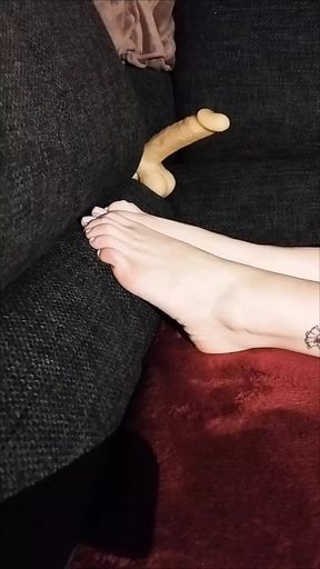 Ejaculates on my feet